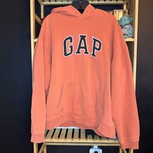 Gap Spell Out Arc Pullover Hoodie size large orange coral